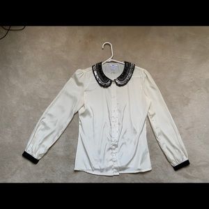 Gorgeous beaded collar button down shirt